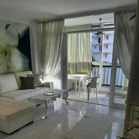 Apartamento Bright With Ocean View Playa de las Américas